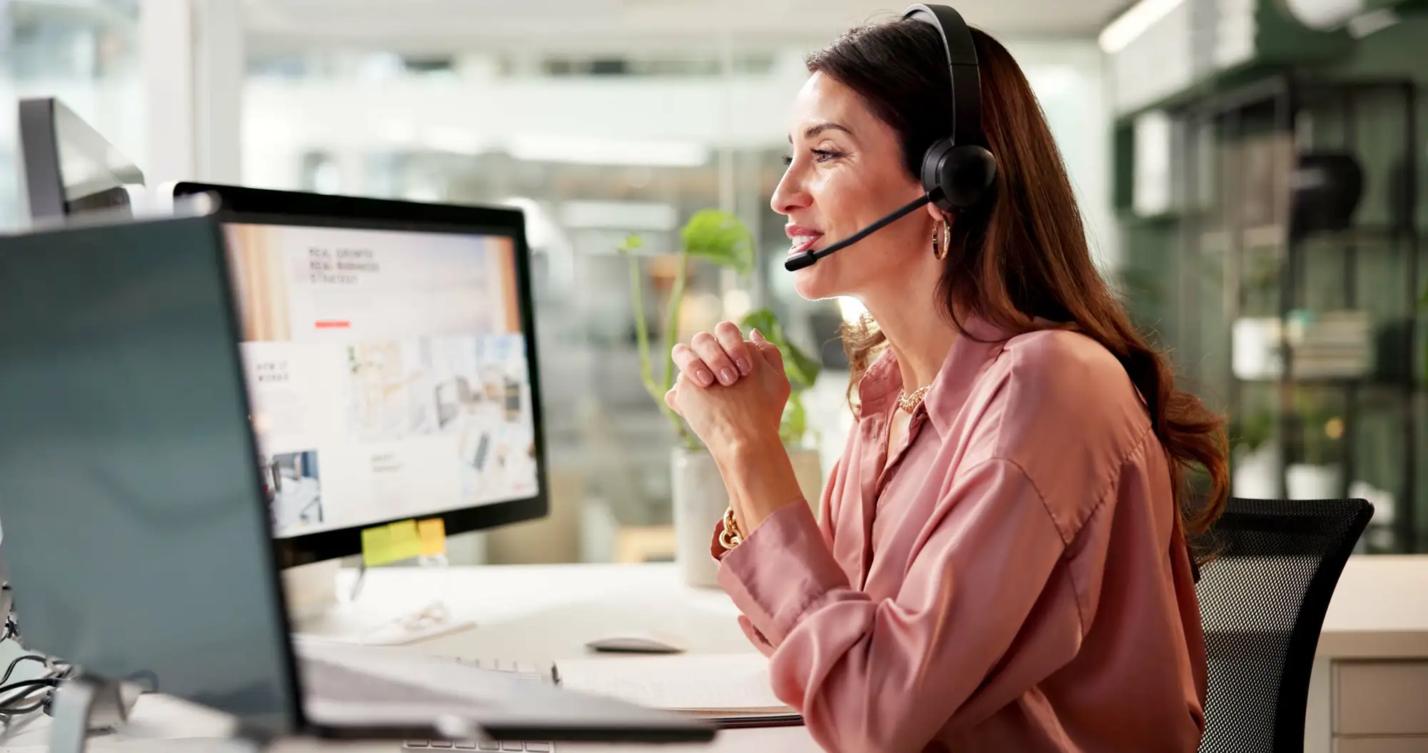 woman customer service on headset phone